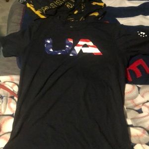 Men’s Under Armor Shirt